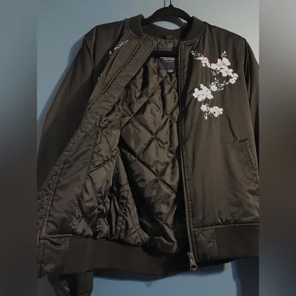AEO- Womens Floral Embroidered Black Bomber Jacket - Picture 5 of 9